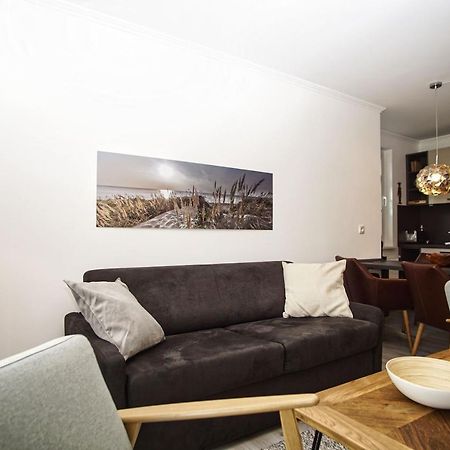 Terrasse, Gratis Nutzung Vom Ahoi Erlebnisbad Und Sauna In Sellin - Meeresblick Fewo 77 Goehren  Exterior foto
