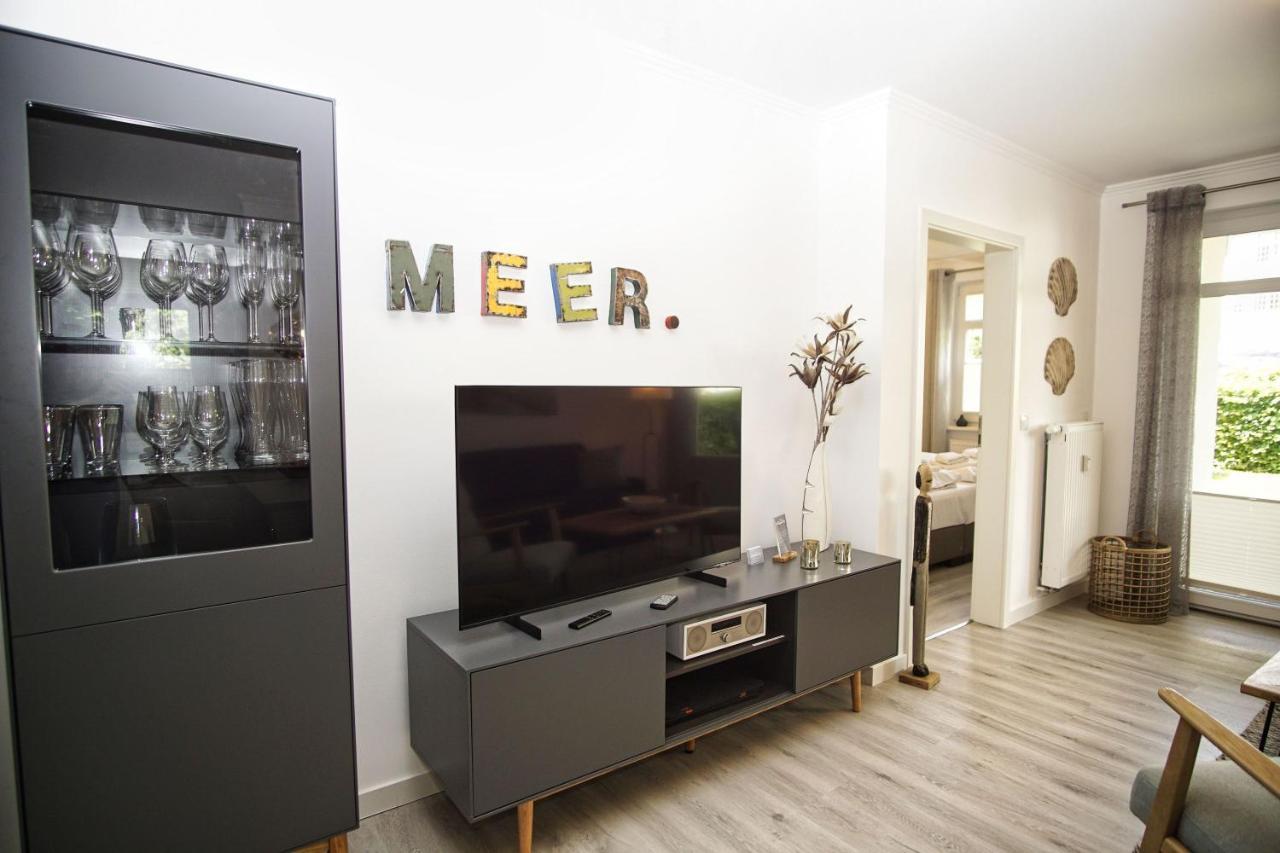 Terrasse, Gratis Nutzung Vom Ahoi Erlebnisbad Und Sauna In Sellin - Meeresblick Fewo 77 Goehren  Exterior foto