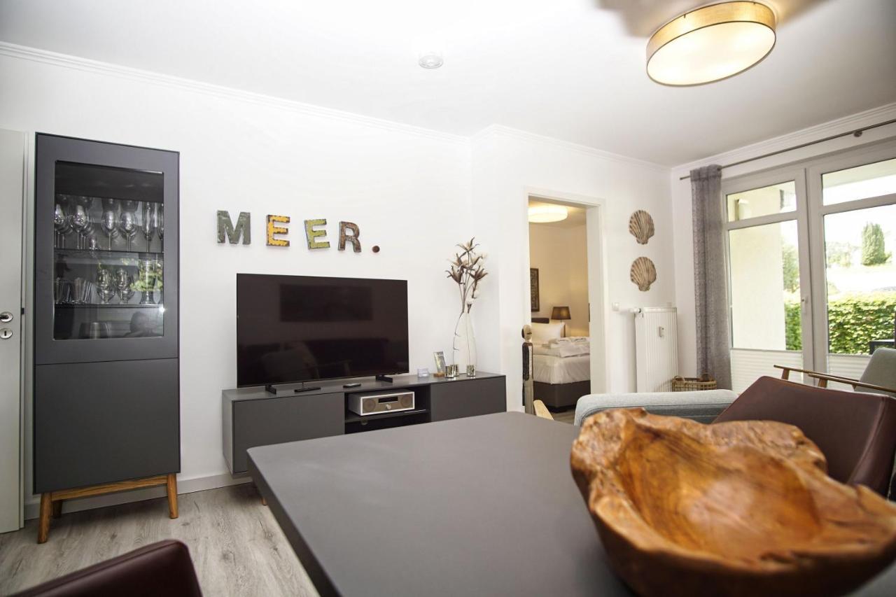 Terrasse, Gratis Nutzung Vom Ahoi Erlebnisbad Und Sauna In Sellin - Meeresblick Fewo 77 Goehren  Exterior foto