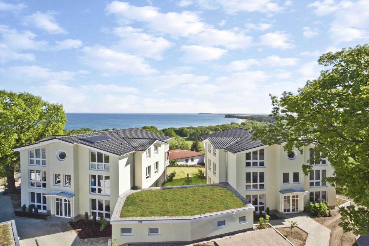 Terrasse, Gratis Nutzung Vom Ahoi Erlebnisbad Und Sauna In Sellin - Meeresblick Fewo 77 Goehren  Exterior foto